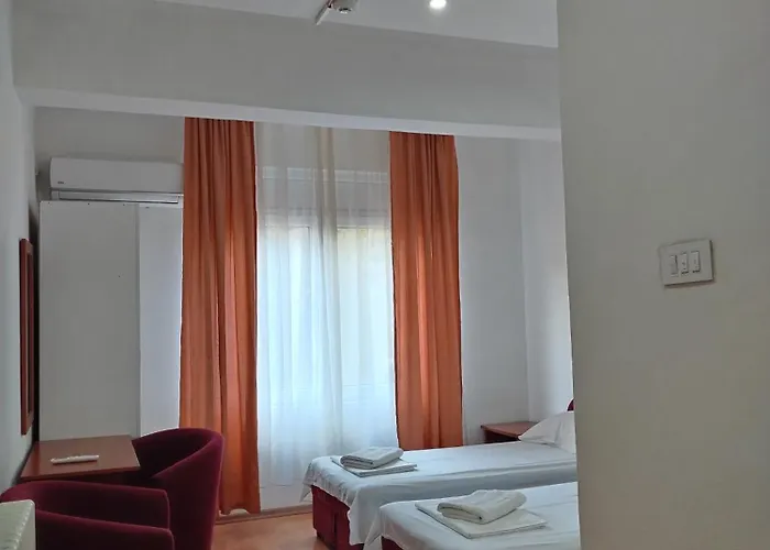 Ani & Center Apartment